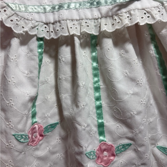 Vintage White Eyelet Baby Dress with Pink & Mint Ribbon Trim - Picture 2 of 6